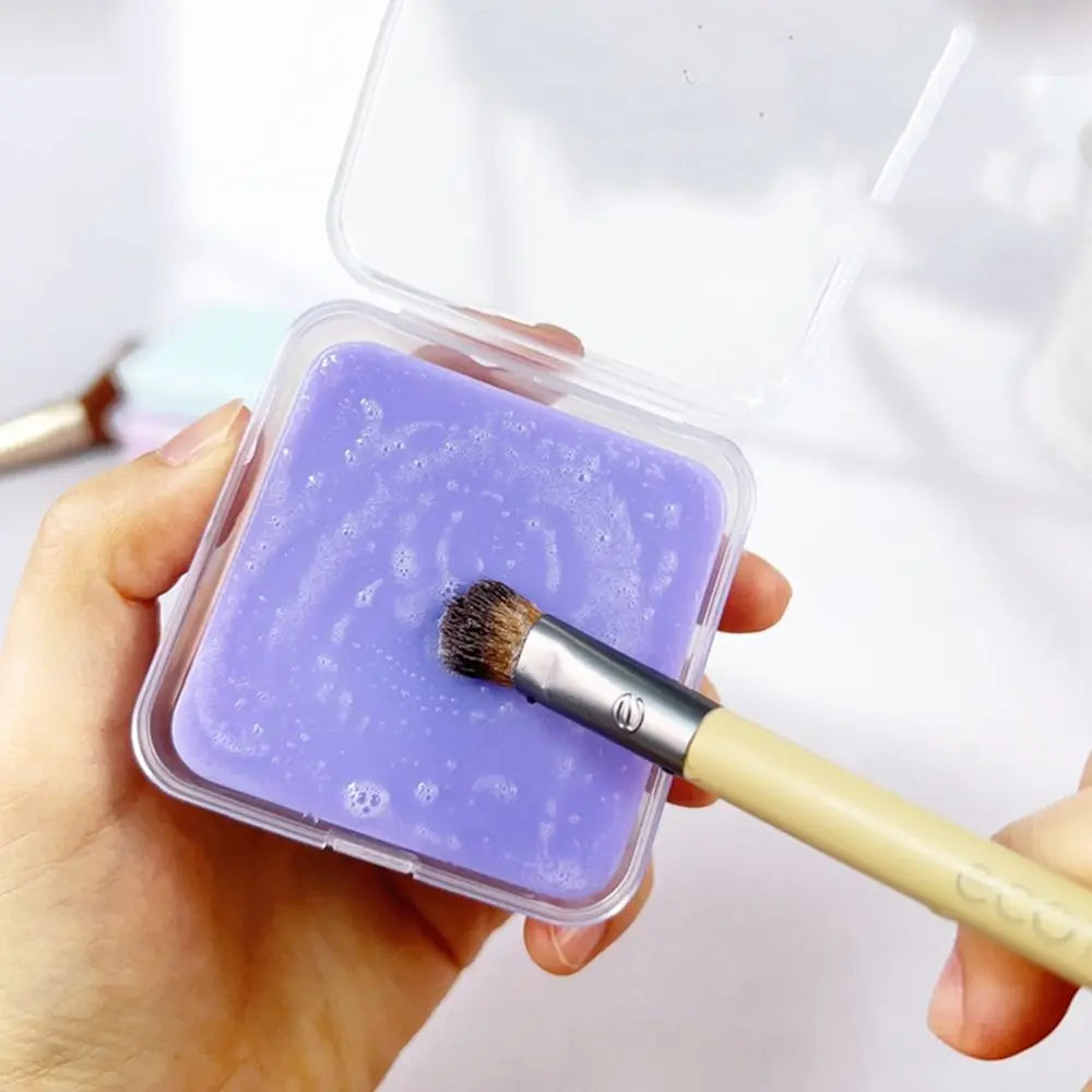 50g Makeup Brush Cleaner Soap Solid Soap Powder Puff Brush Cleaning Tool Brushes Cleaning Solution with Storage Box